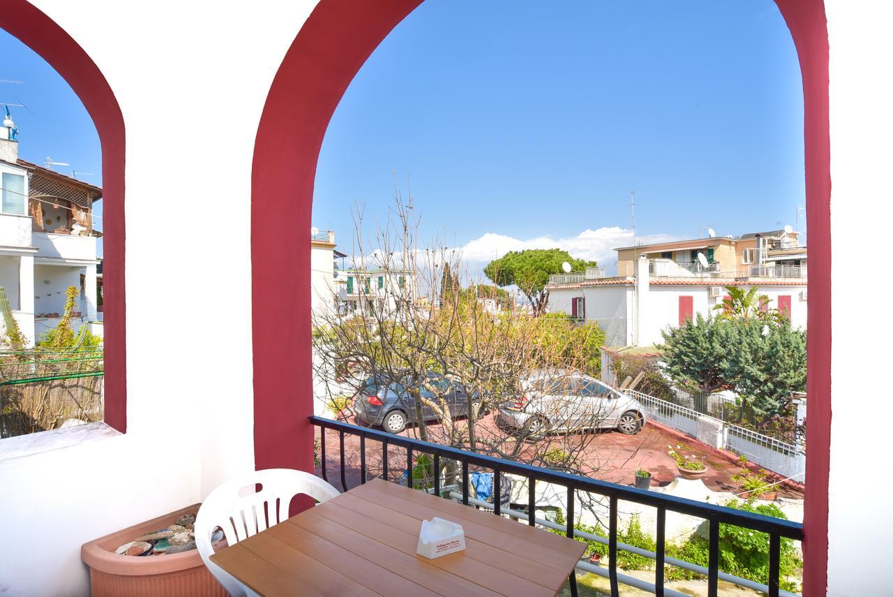 Charme Hotel La Villa Tina イスキア島 エクステリア 写真